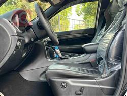 جیپ گراند شیرۆکی